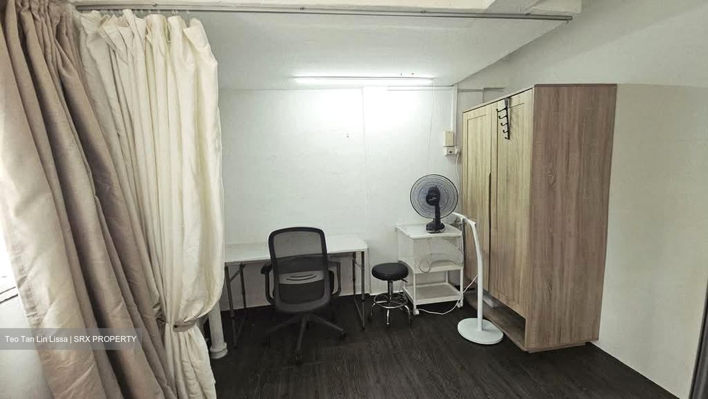 Blk 233 Gombak Gardens (Bukit Batok), HDB 3 Rooms #574524271